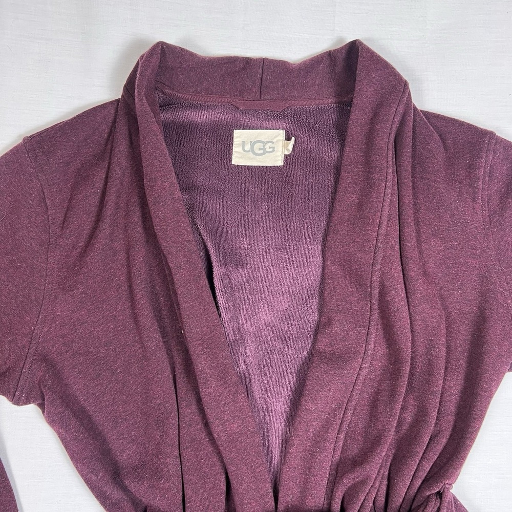 UGG Plush Fleece Belted Robe Bathrobe‎ Womens Medium Burgundy Lounge Cozy Shawl - Picture 2 of 16